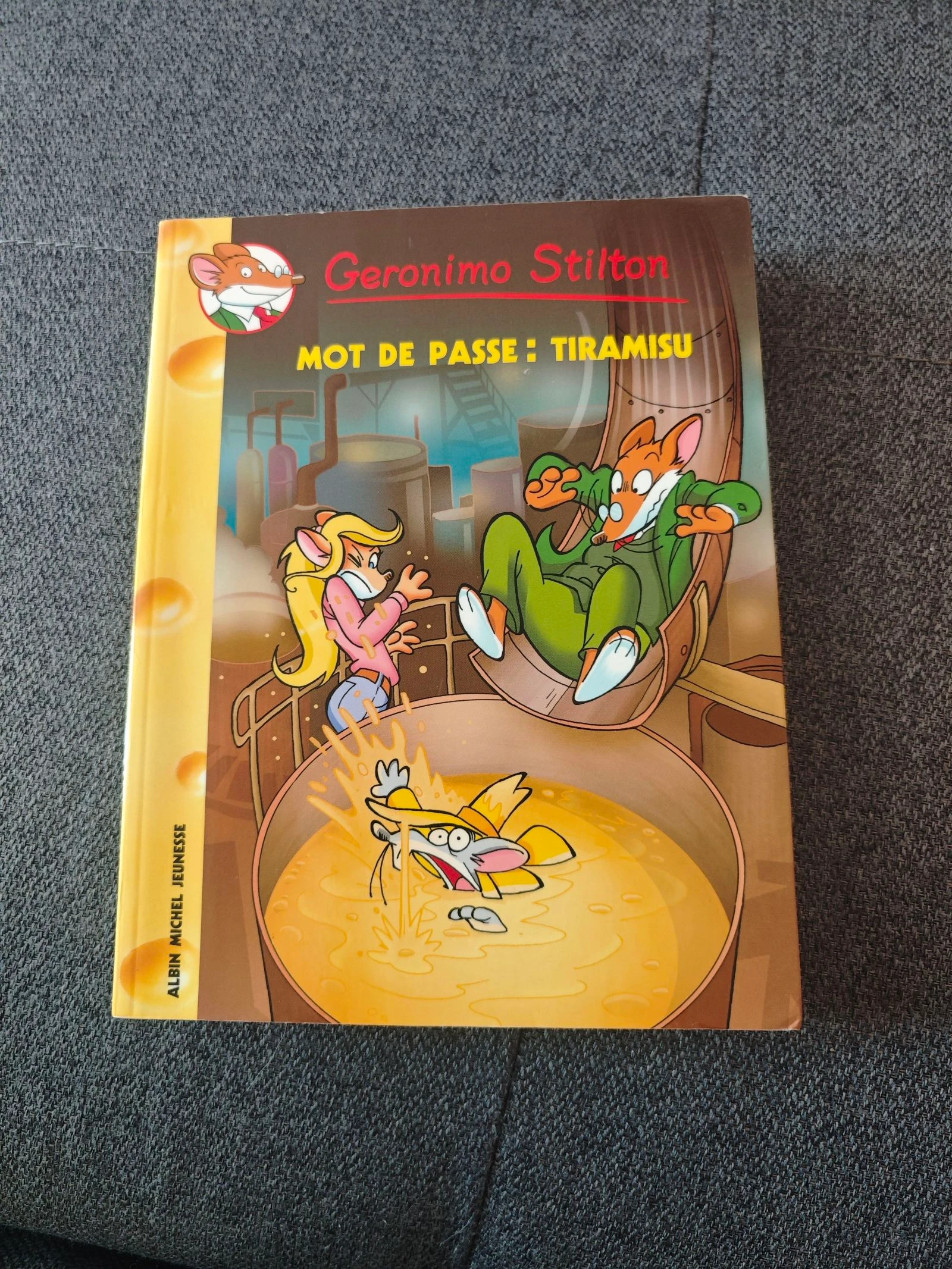 Mot de passe : tiramisu Tome 42 (Geronimo Stilton)